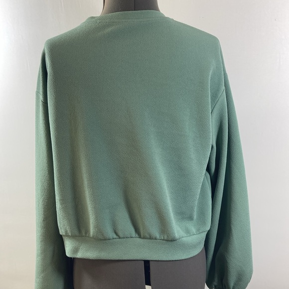 Shein Cropped Sweatshirt Textured 
Green With Sun Flower Design Size 9/10 - Picture 6 of 10